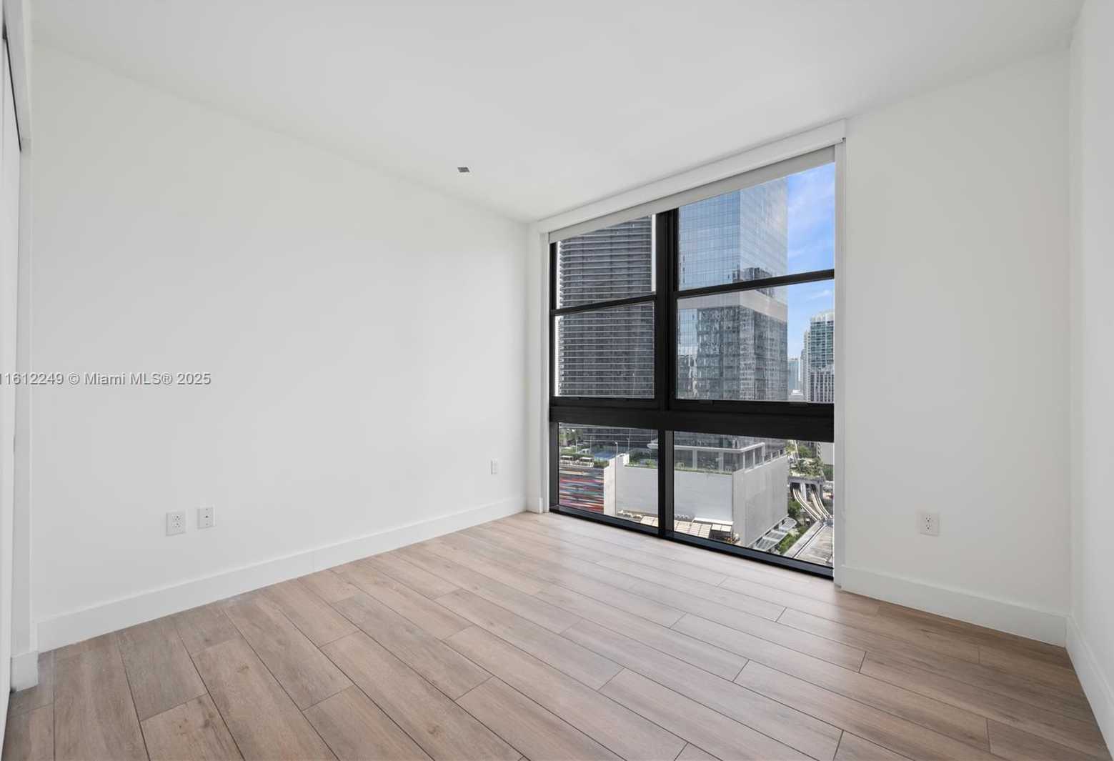 Small Image of 1010 BRICKELL AVE #2201, Miami Number 19
