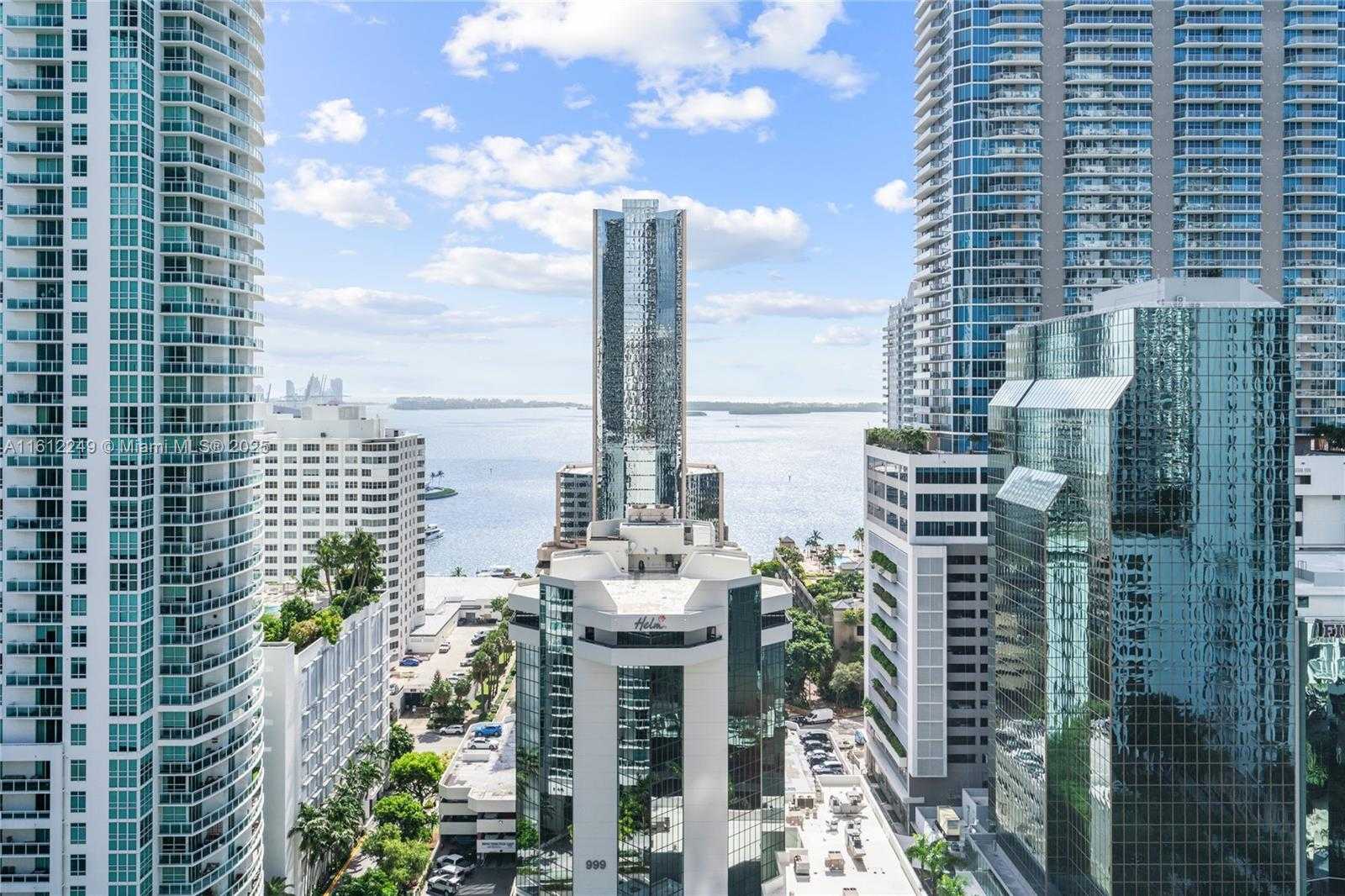 Small Image of 1010 BRICKELL AVE #2201, Miami Number 2