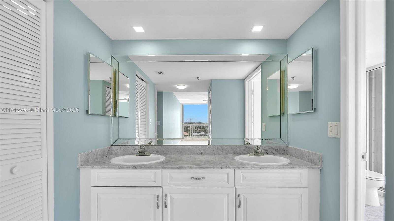 Small Image of 9341 COLLINS AVE #707, Surfside Number 11