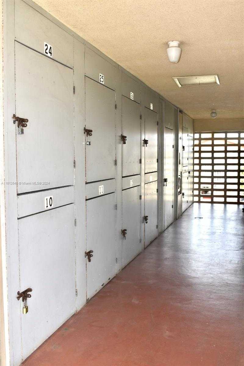 Small Image of 5300 WASHINGTON ST #D309, Hollywood Number 24