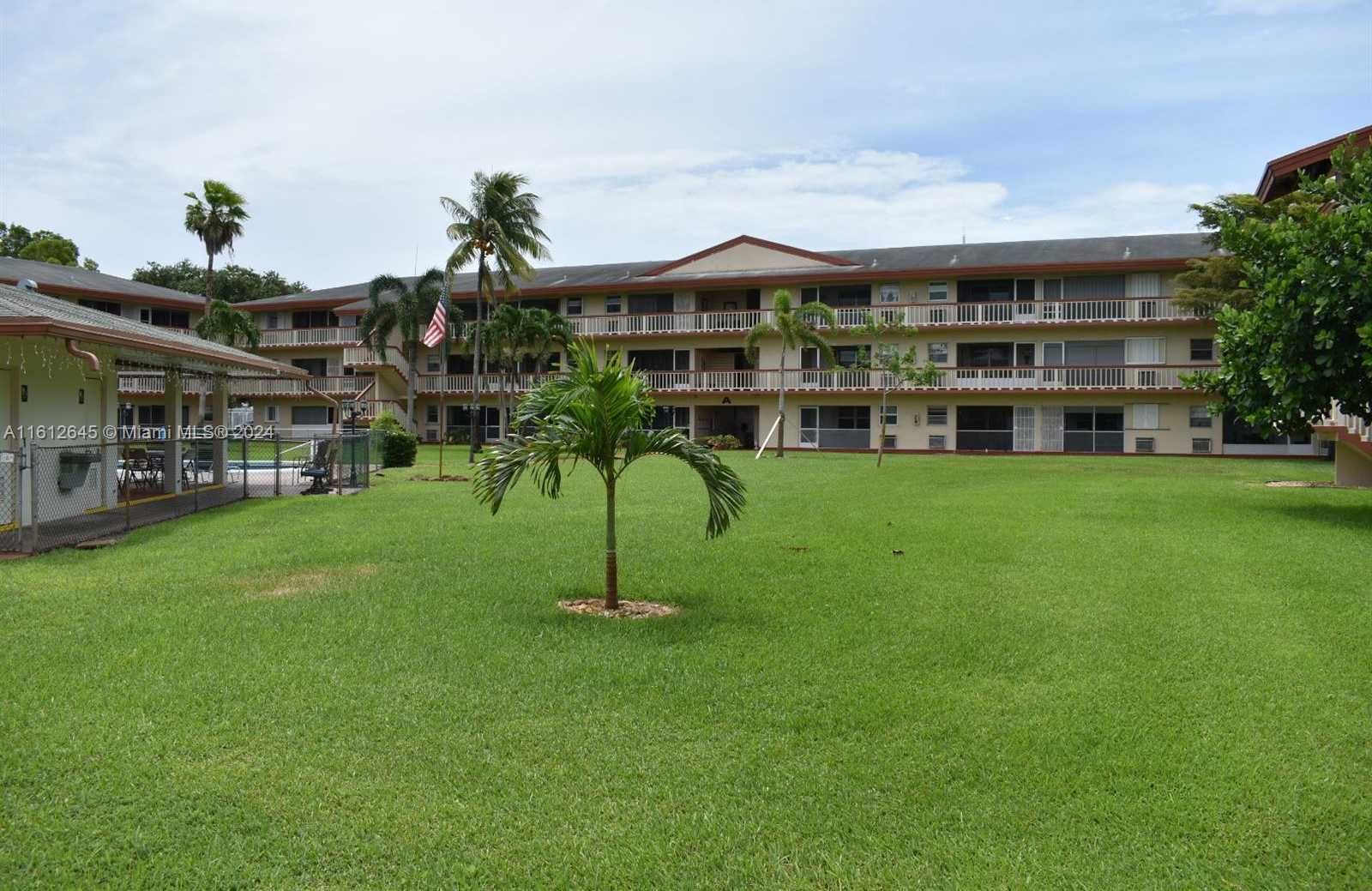 Small Image of 5300 WASHINGTON ST #D309, Hollywood Number 28