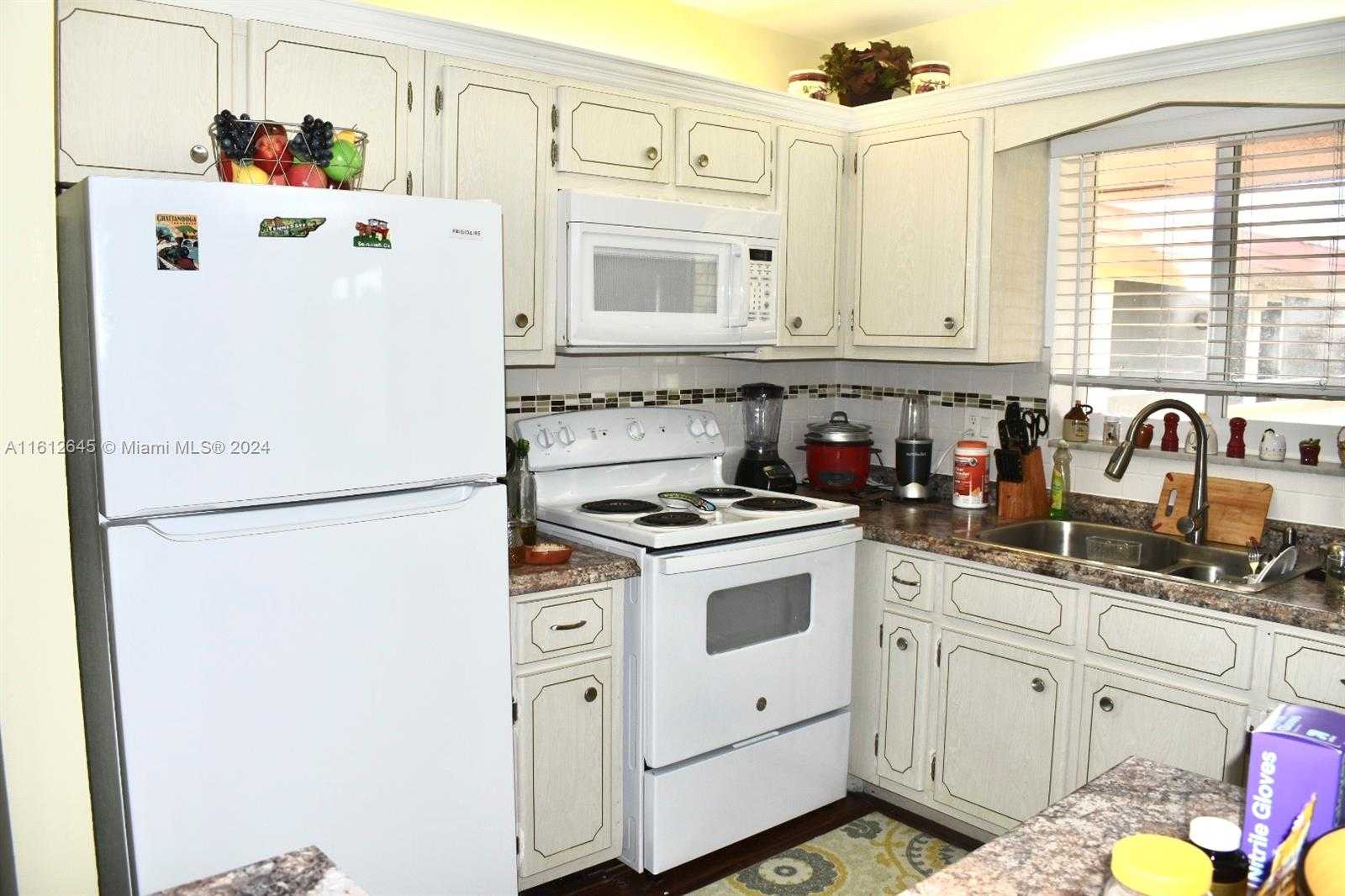 Small Image of 5300 WASHINGTON ST #D309, Hollywood Number 6