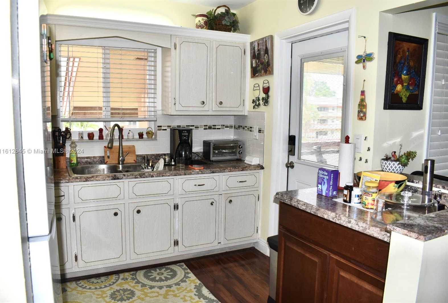 Small Image of 5300 WASHINGTON ST #D309, Hollywood Number 7