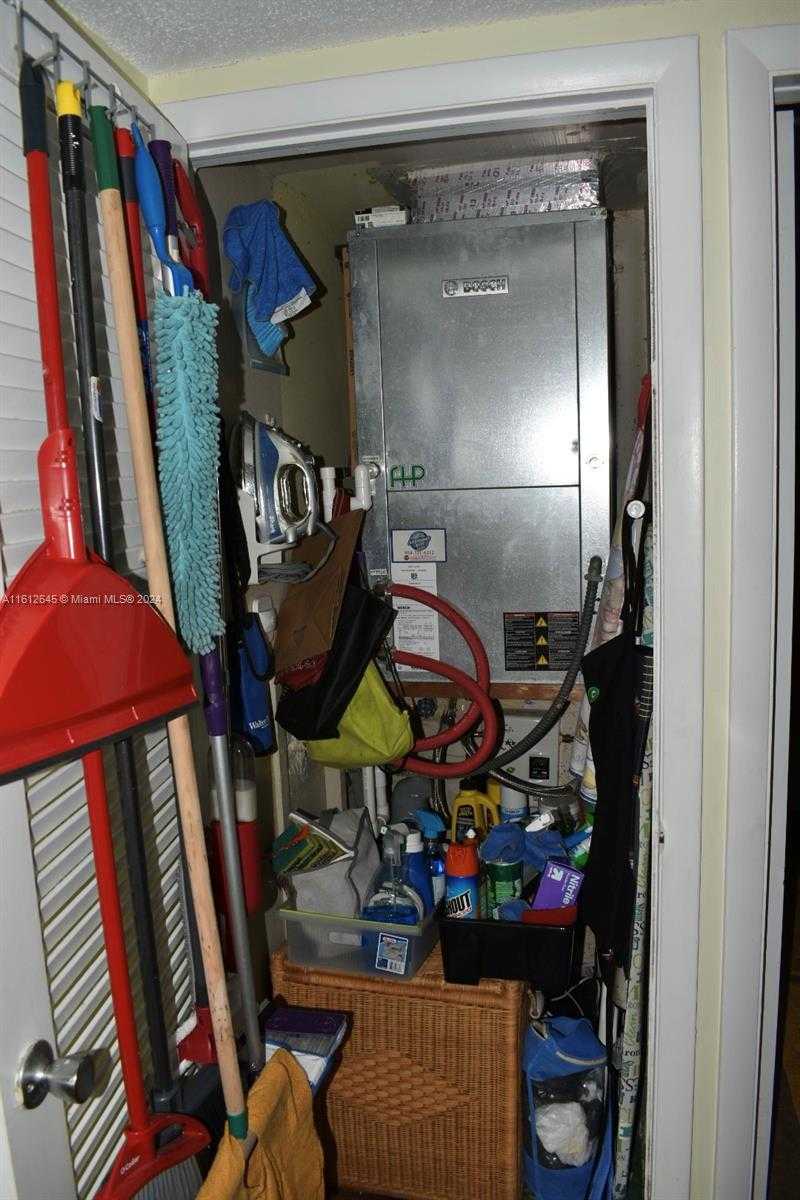 Small Image of 5300 WASHINGTON ST #D309, Hollywood Number 8