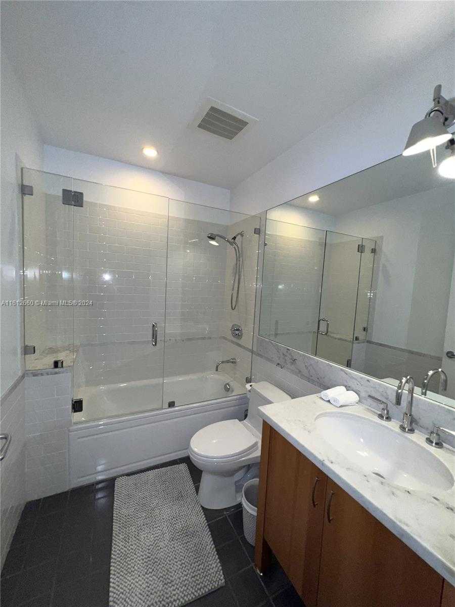 Small Image of 6101 AQUA AVE #303, Miami Beach Number 28