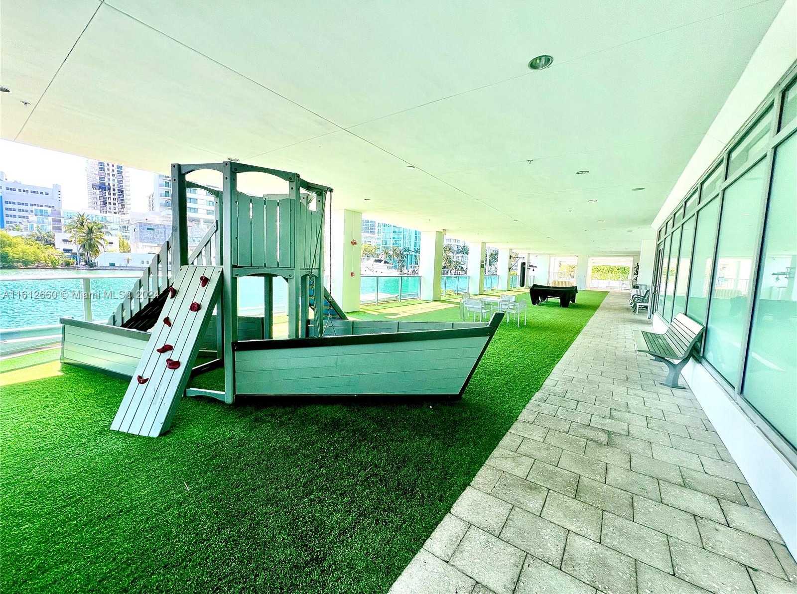 Small Image of 6101 AQUA AVE #303, Miami Beach Number 40
