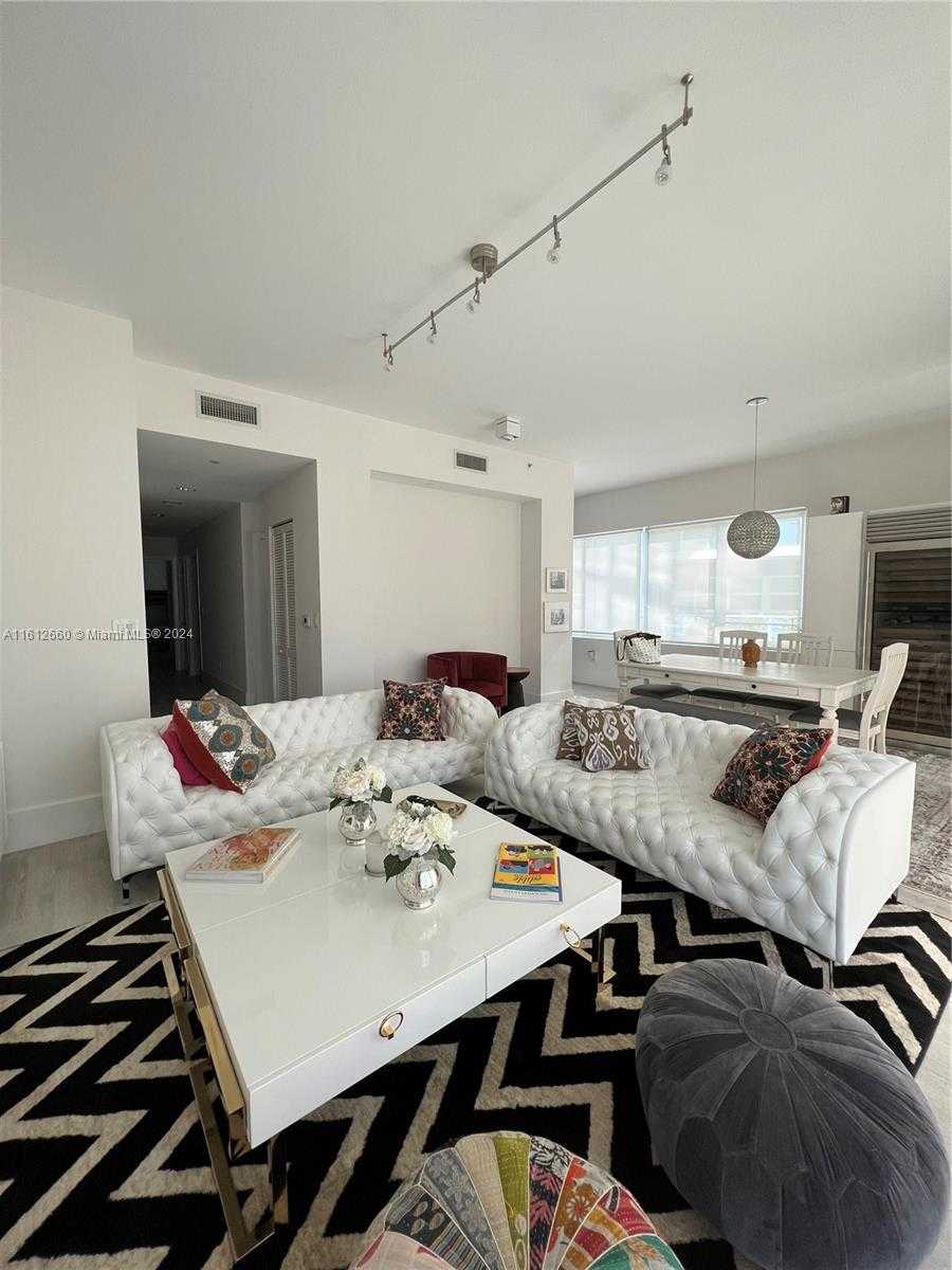 Small Image of 6101 AQUA AVE #303, Miami Beach Number 7
