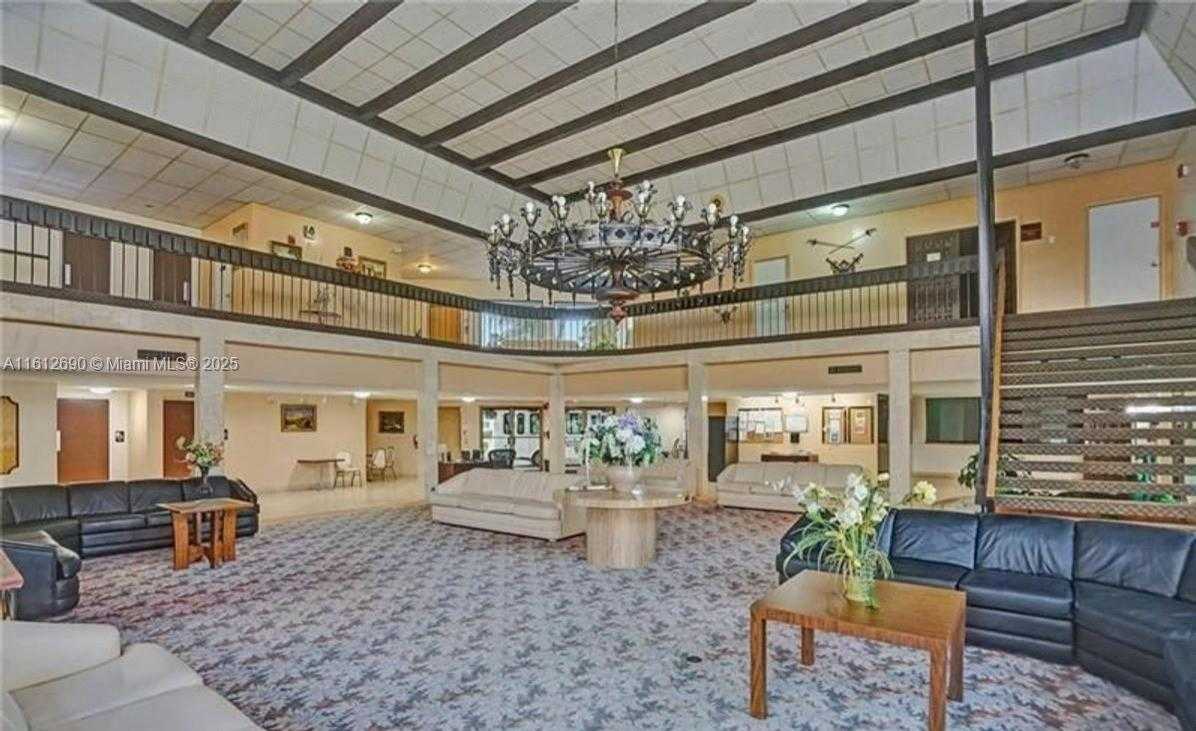 Small Image of 2271 NW 47th Terrace, Lauderhill, FL 33313, USA Number 29