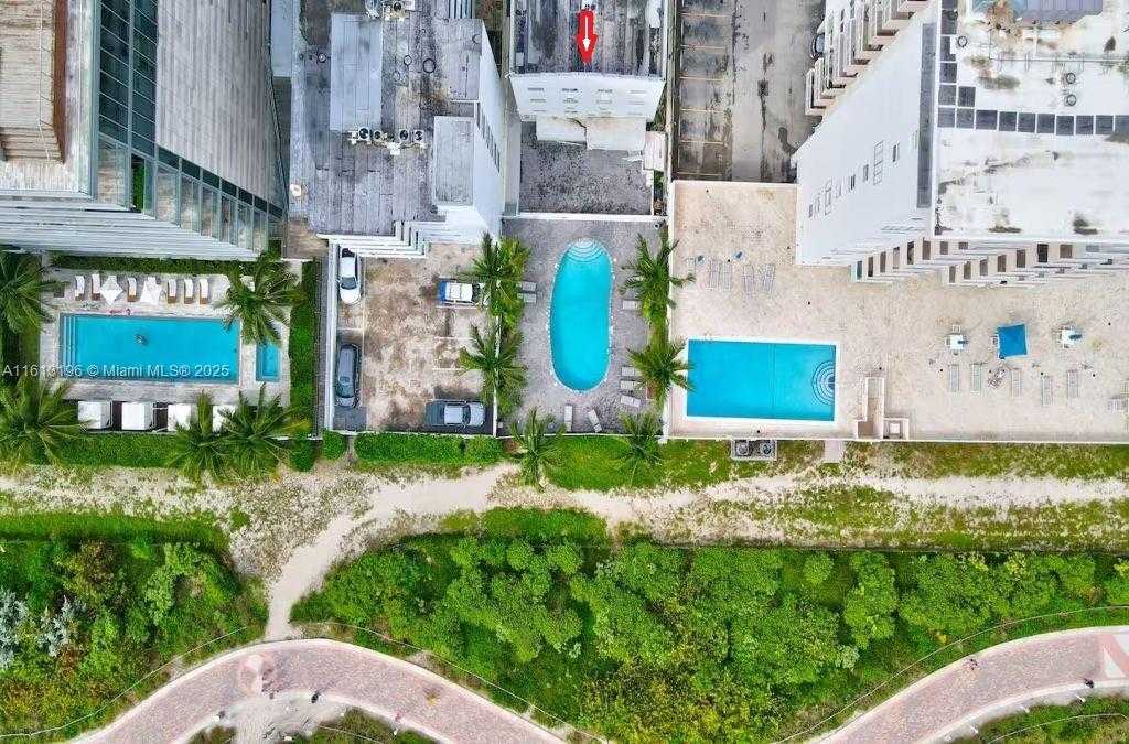 Small Image of 335 OCEAN DR #311, Miami Beach Number 10