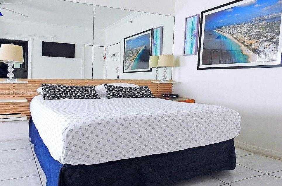 Small Image of 335 OCEAN DR #311, Miami Beach Number 5