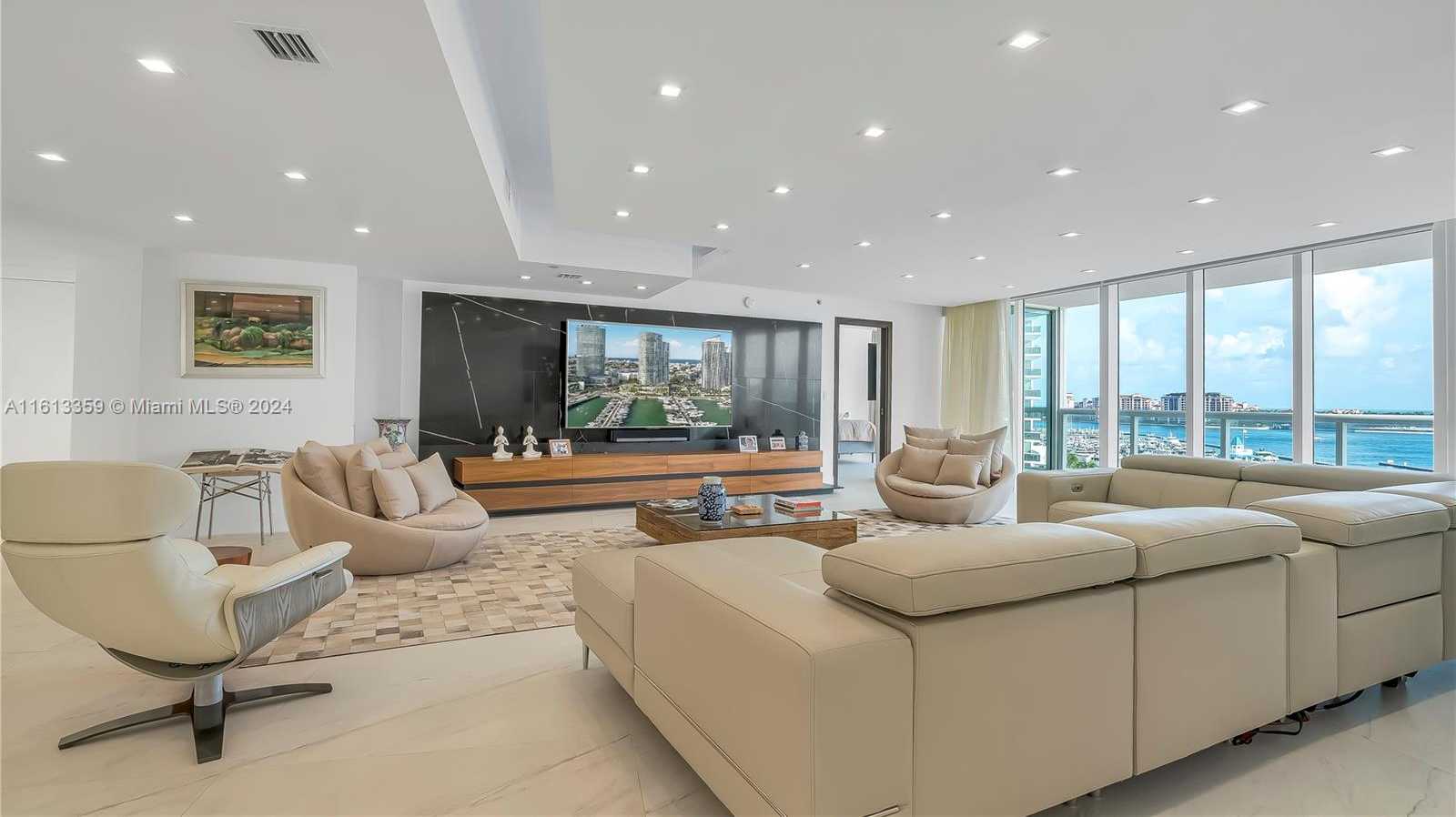 Small Image of 450 ALTON RD #901-902, Miami Beach Number 6