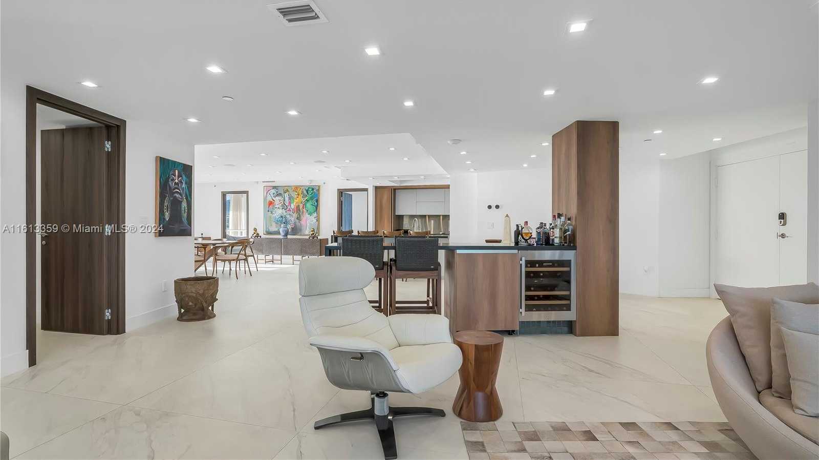 Small Image of 450 ALTON RD #901-902, Miami Beach Number 9