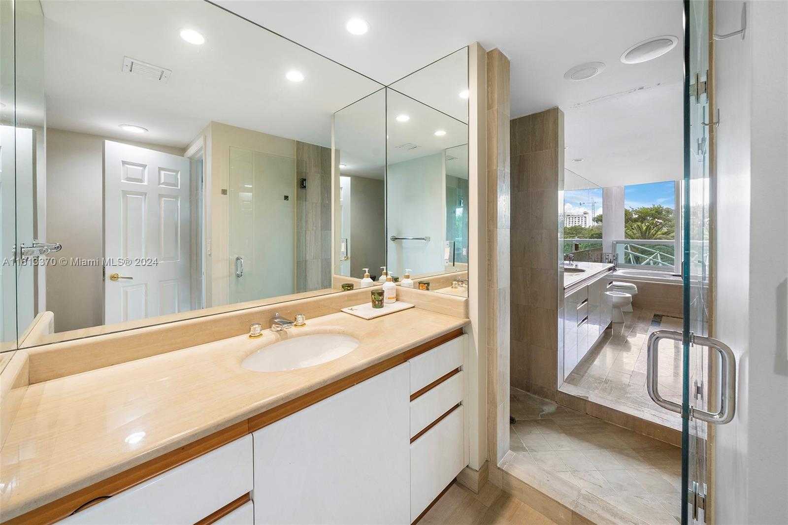 Small Image of 1643 BRICKELL AVE #704, Miami Number 13