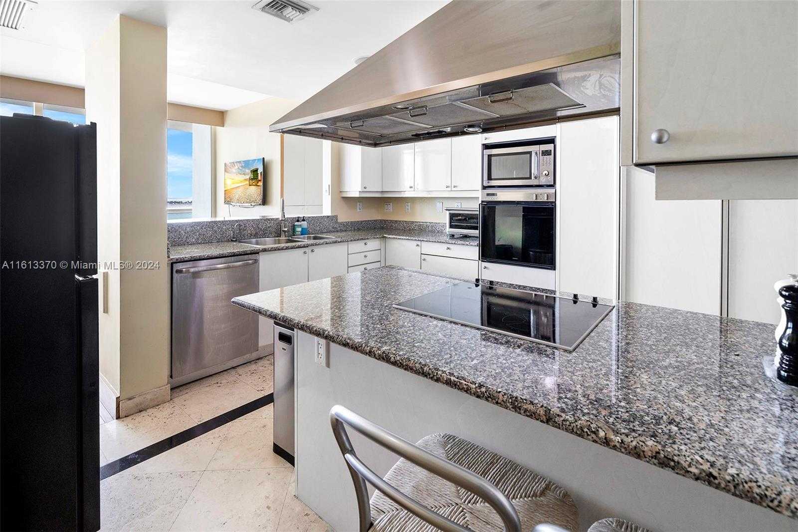 Small Image of 1643 BRICKELL AVE #704, Miami Number 26