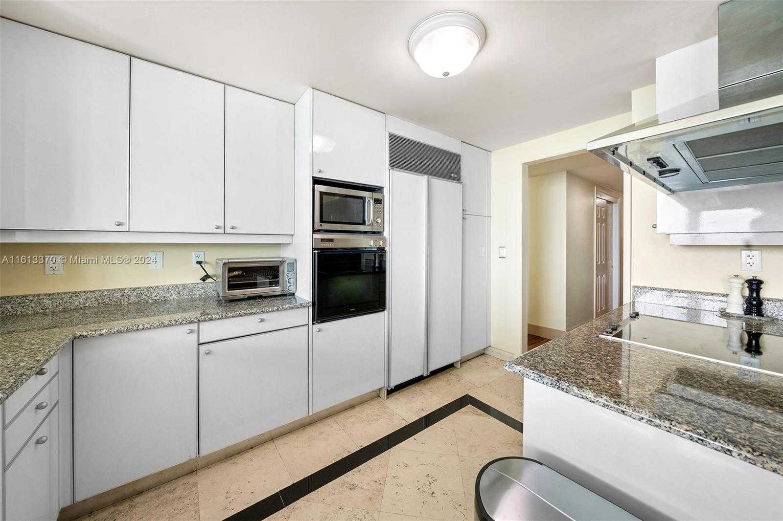 Small Image of 1643 BRICKELL AVE #704, Miami Number 27