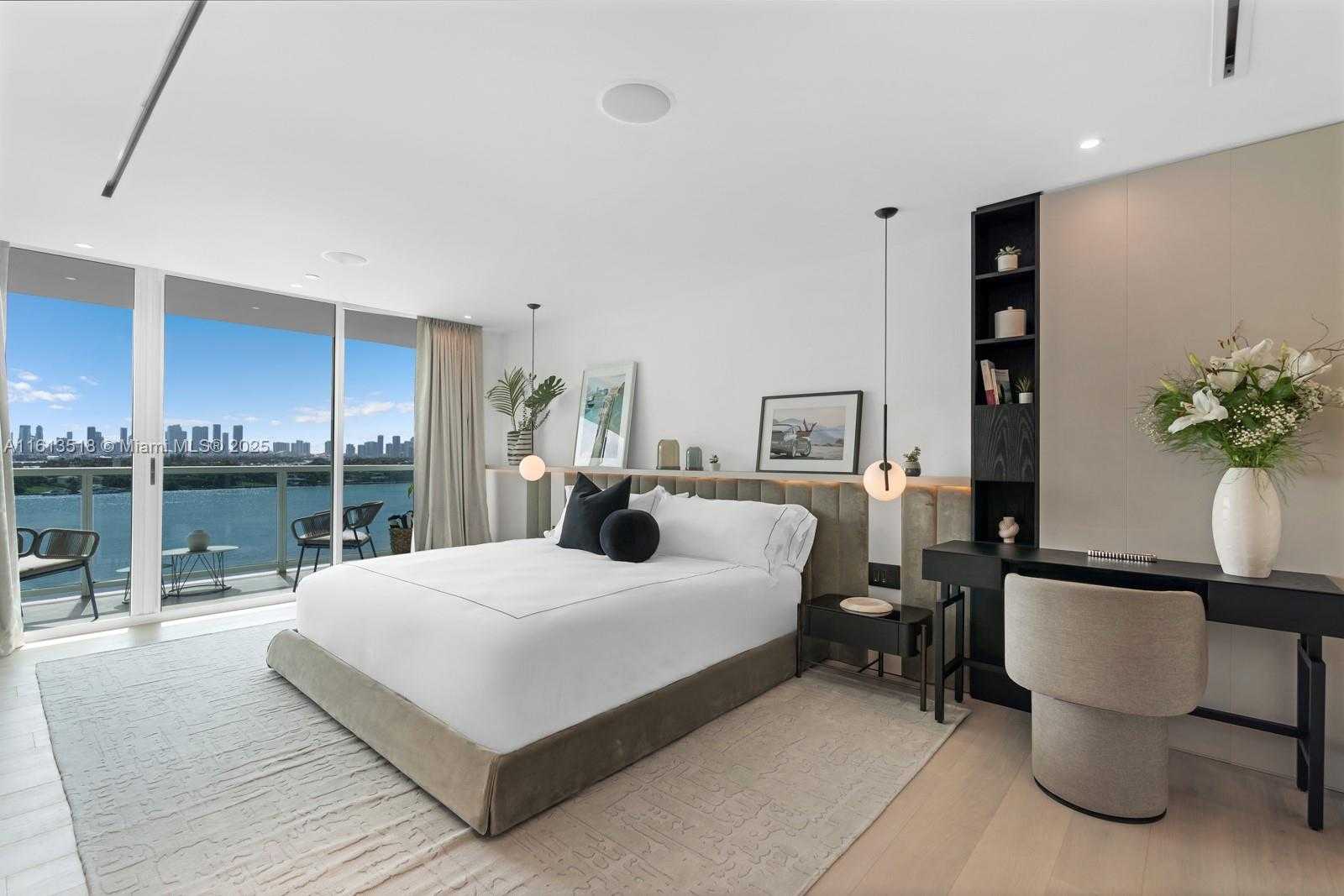 Small Image of 650 West Ave, Miami Beach, FL 33139, USA Number 14
