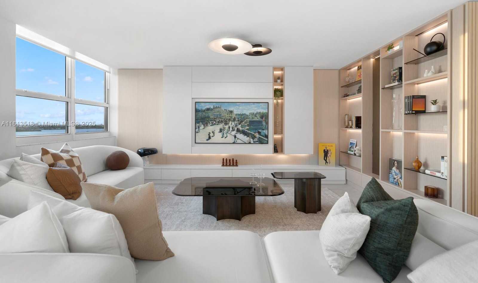 Small Image of 650 West Ave, Miami Beach, FL 33139, USA Number 4