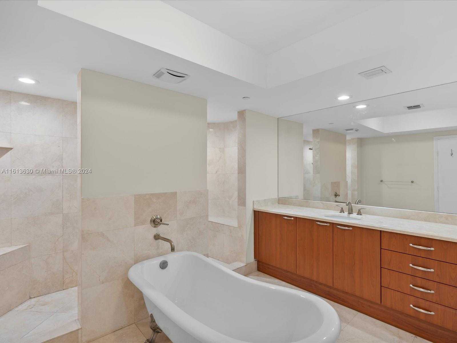 Small Image of 3301 NORTH EAST 183RD ST #1204, Aventura Number 45