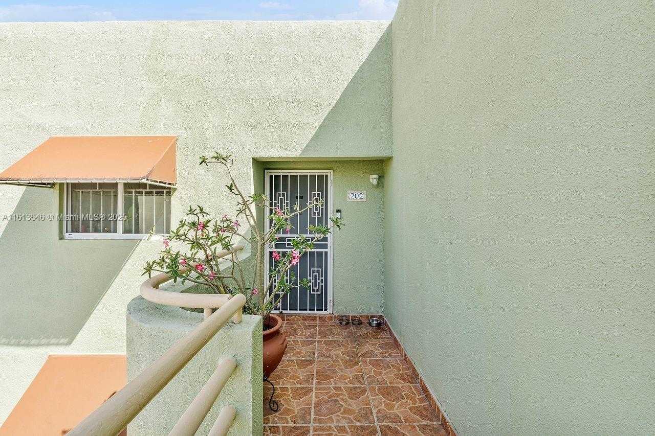 Small Image of 11091 NORTH WEST 7TH ST #202, Miami Number 5