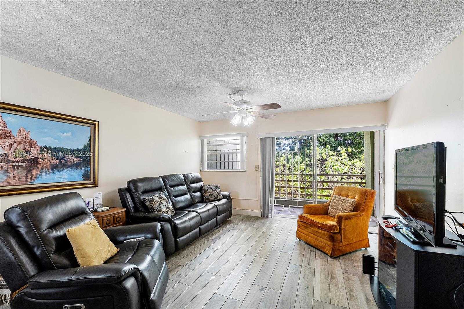 Small Image of 11091 NORTH WEST 7TH ST #202, Miami Number 8
