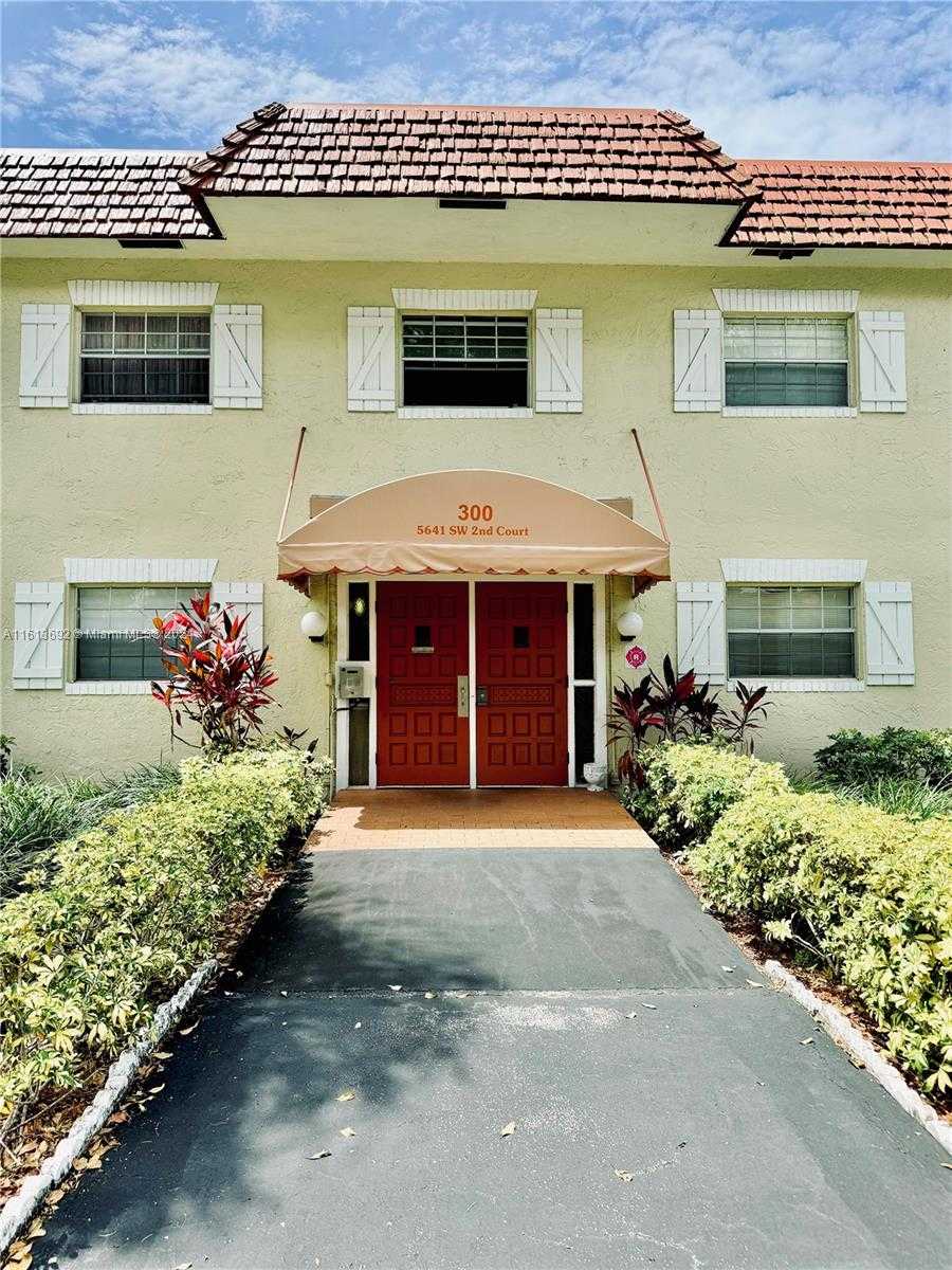 Small Image of 5641 SOUTH WEST 2ND CT #210, Margate Number 2