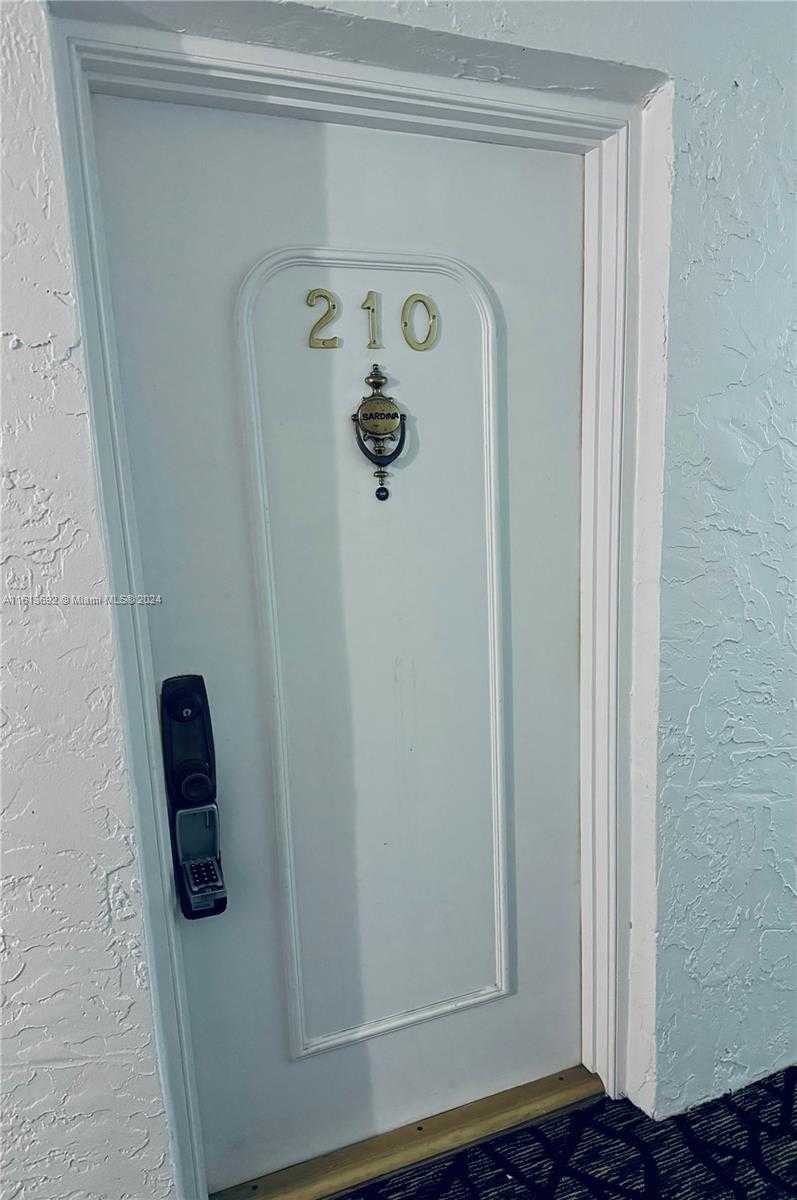 Small Image of 5641 SOUTH WEST 2ND CT #210, Margate Number 6
