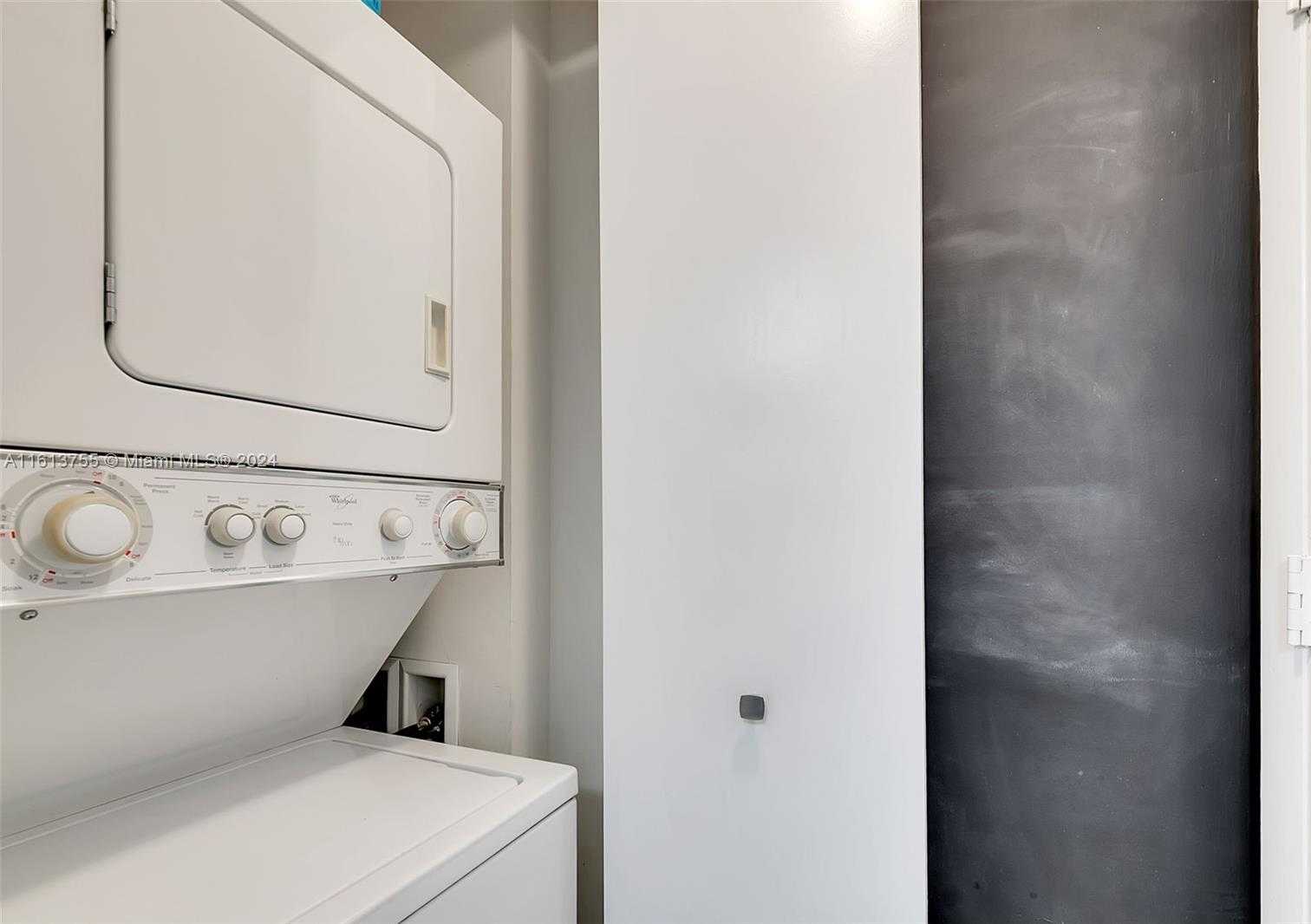 Small Image of 1871 NORTH WEST S RIVER DR #1606, Miami Number 6