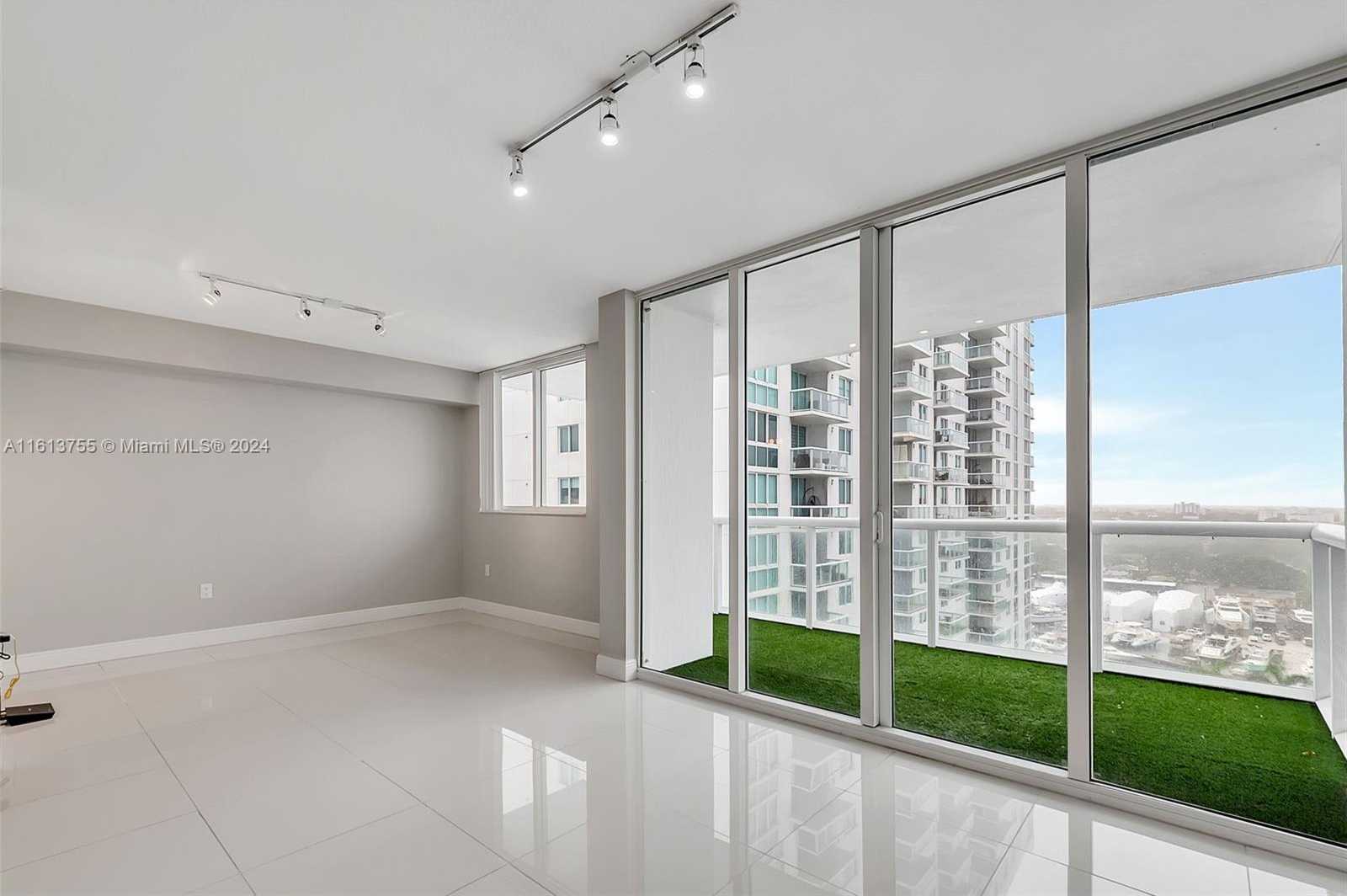 Small Image of 1871 NORTH WEST S RIVER DR #1606, Miami Number 9
