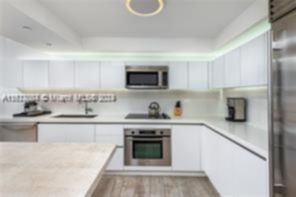 Small Image of 102 24TH ST #1112, Miami Beach Number 4