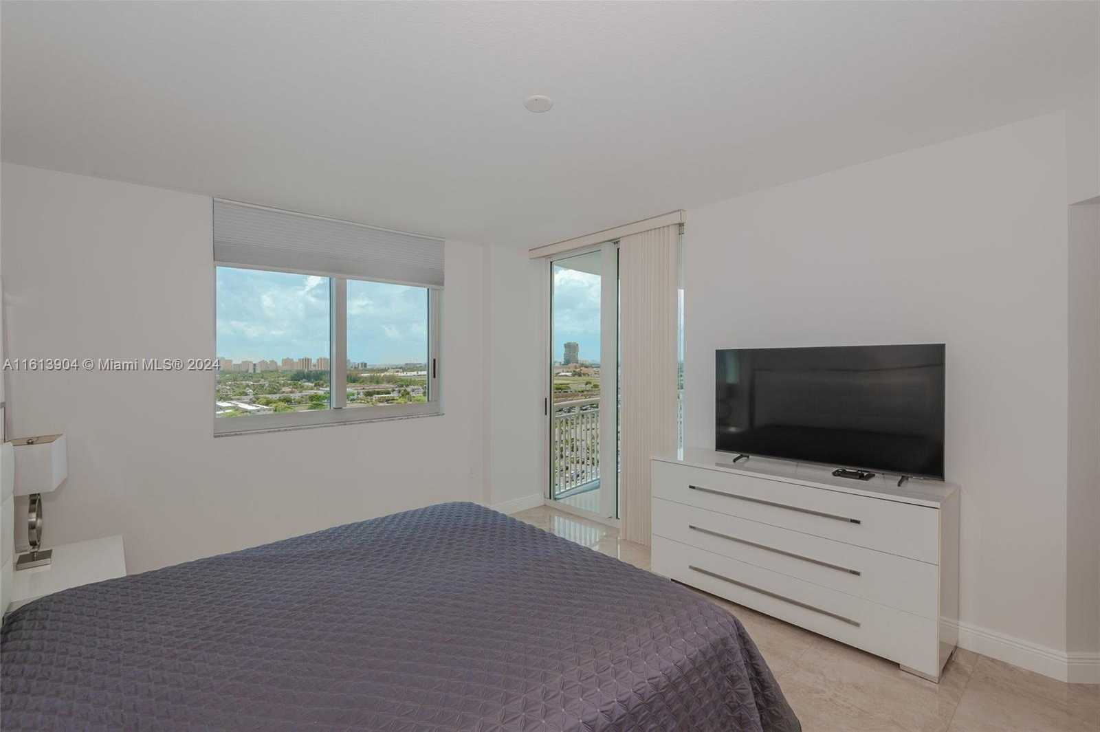 Small Image of 1755 E HALLANDALE BEACH BLVD #1407E, Hallandale Beach Number 13