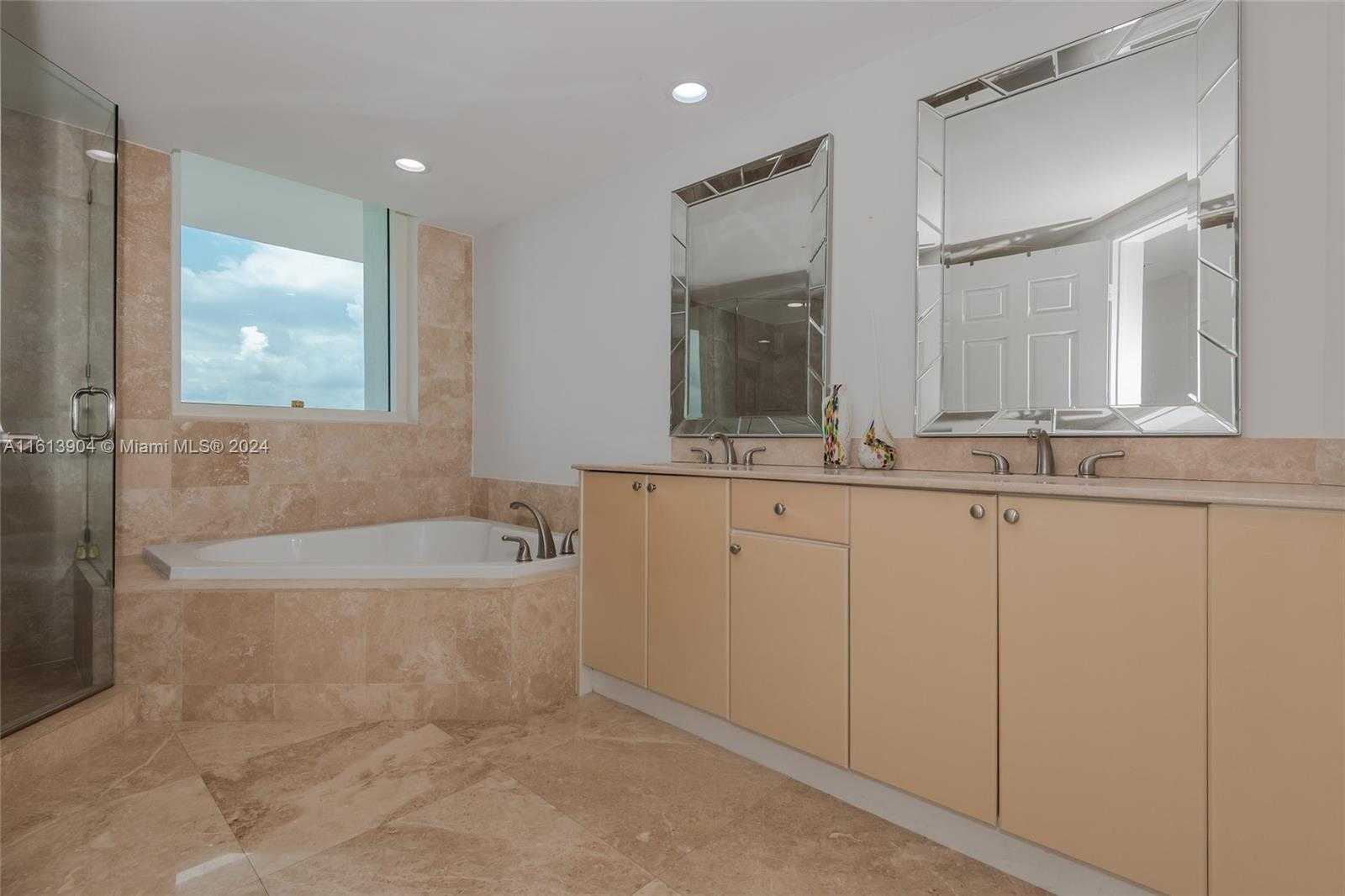 Small Image of 1755 E HALLANDALE BEACH BLVD #1407E, Hallandale Beach Number 17