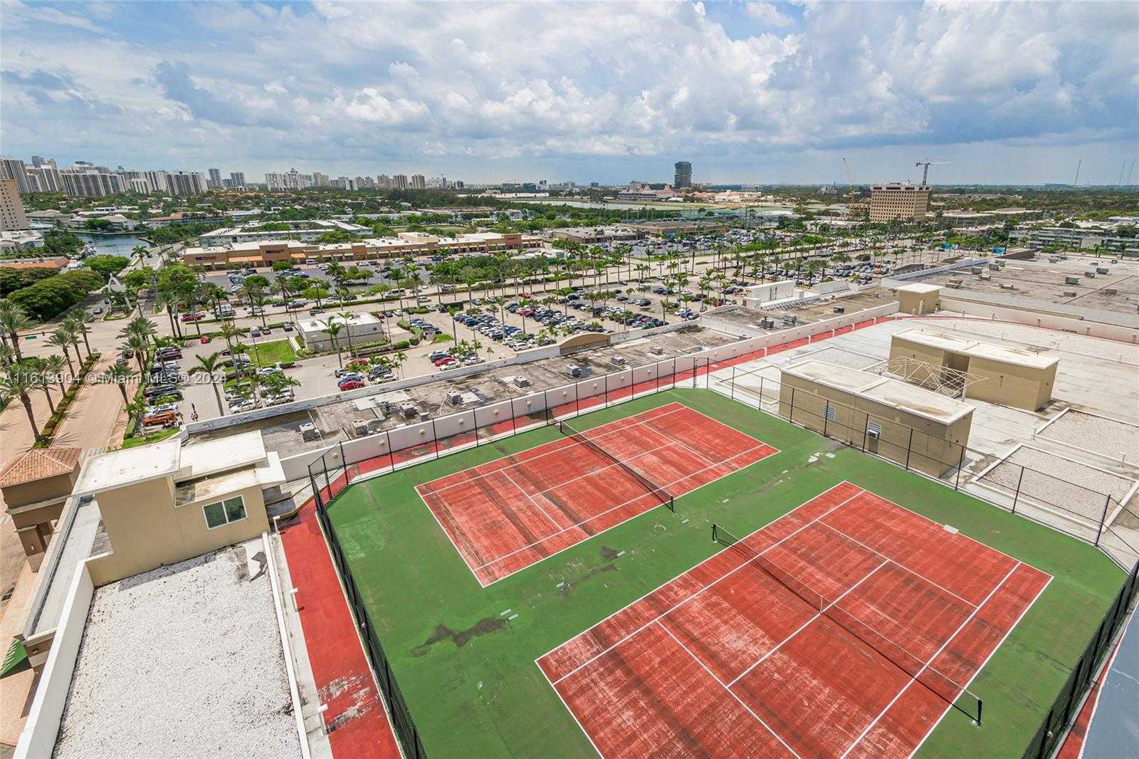 Small Image of 1755 E HALLANDALE BEACH BLVD #1407E, Hallandale Beach Number 28