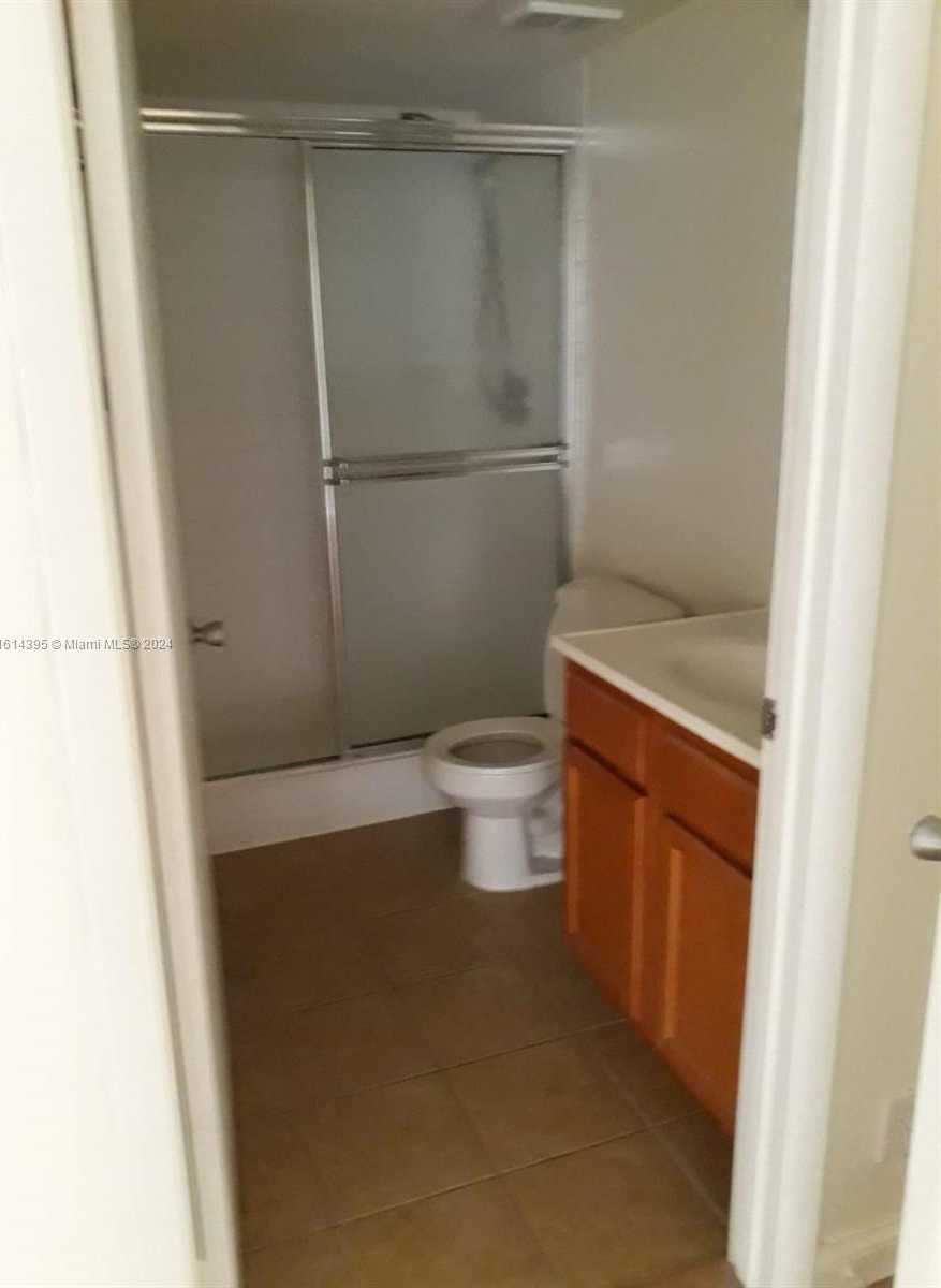 Small Image of 7630 WESTWOOD DR #324, Tamarac Number 4