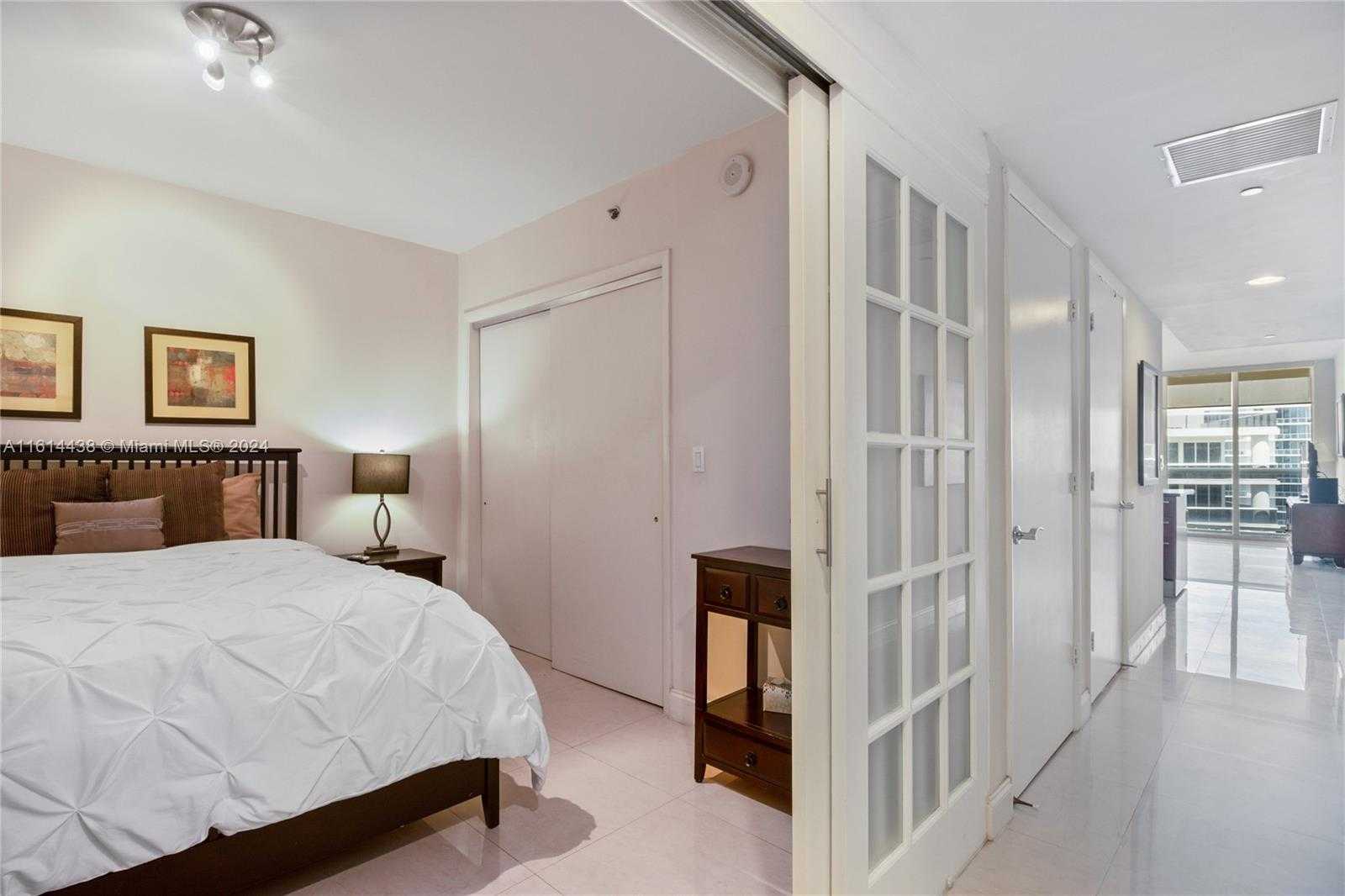Small Image of 1830 SOUTH OCEAN DR #4409, Hallandale Beach Number 12
