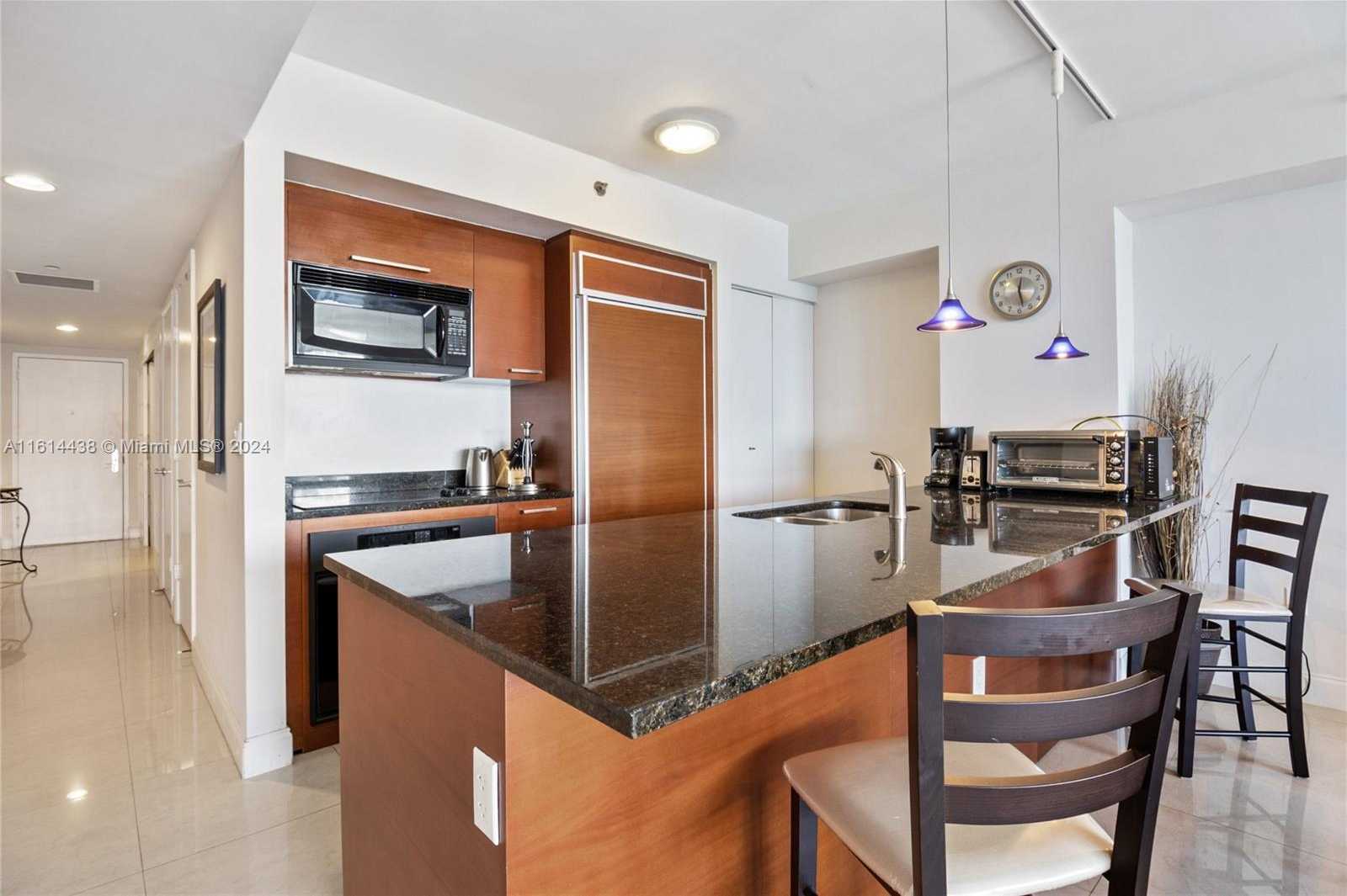 Small Image of 1830 SOUTH OCEAN DR #4409, Hallandale Beach Number 6