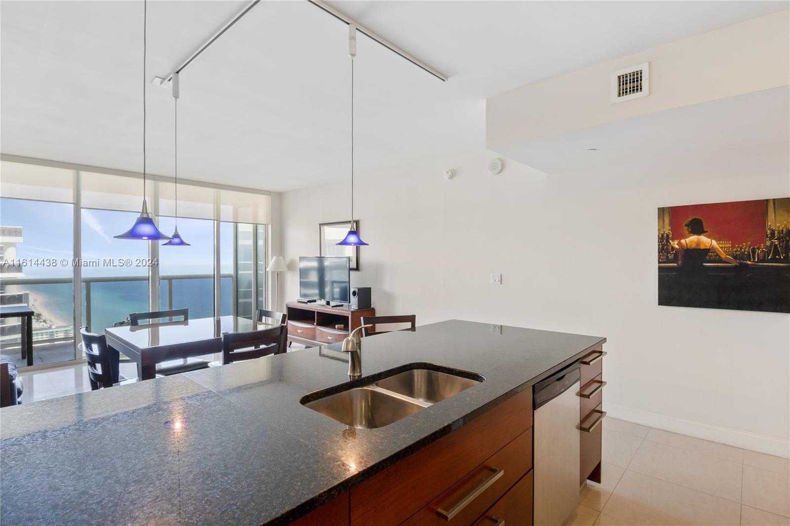 Small Image of 1830 SOUTH OCEAN DR #4409, Hallandale Beach Number 7
