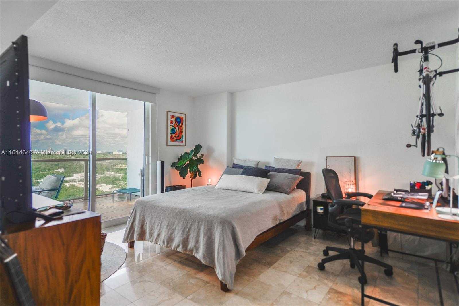 Small Image of 2101 BRICKELL AVE #2009, Miami Number 11