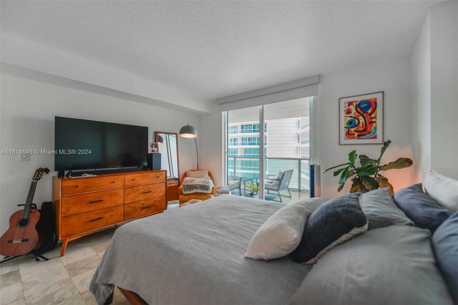 Small Image of 2101 BRICKELL AVE #2009, Miami Number 13