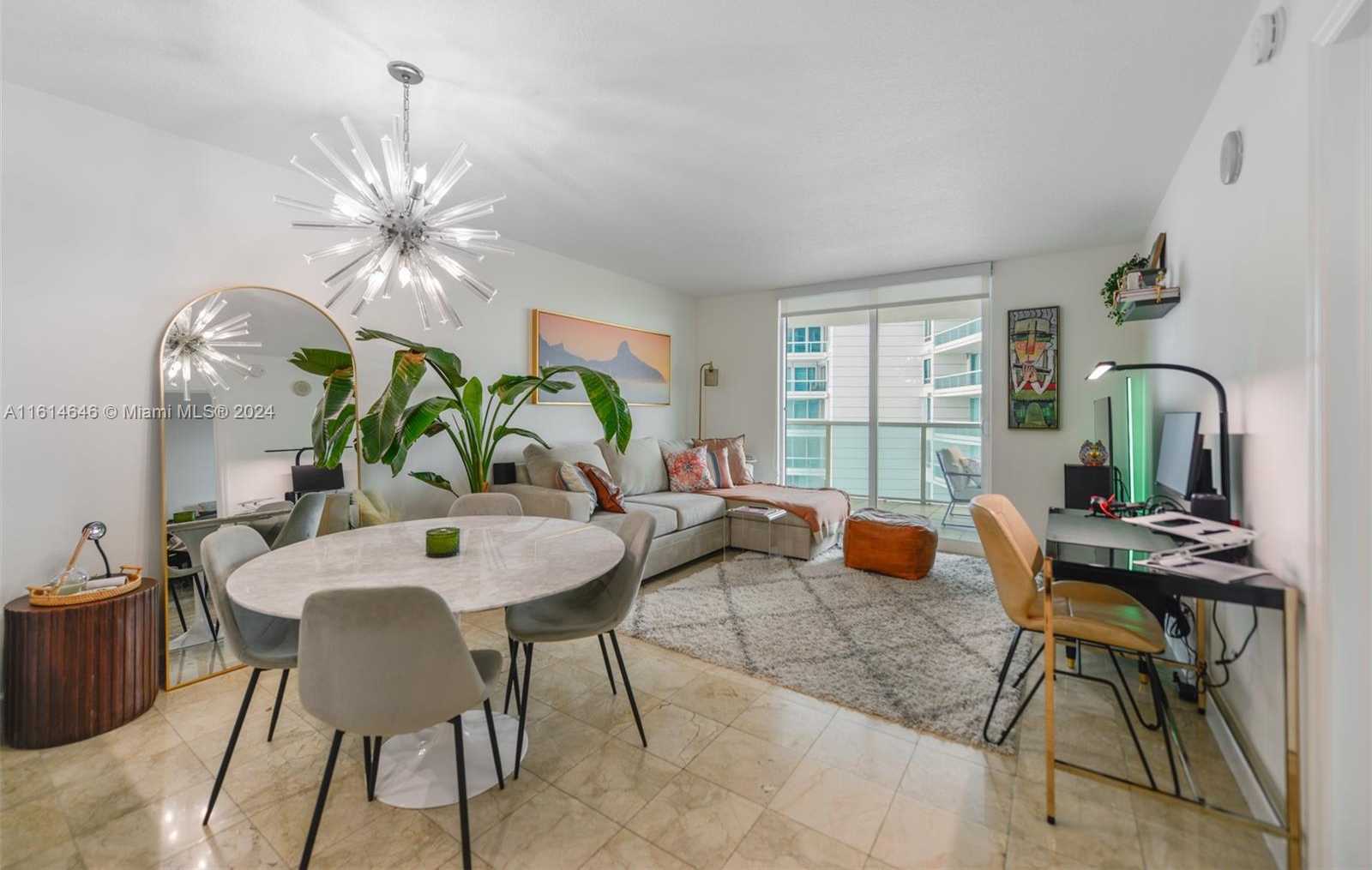 Small Image of 2101 BRICKELL AVE #2009, Miami Number 2