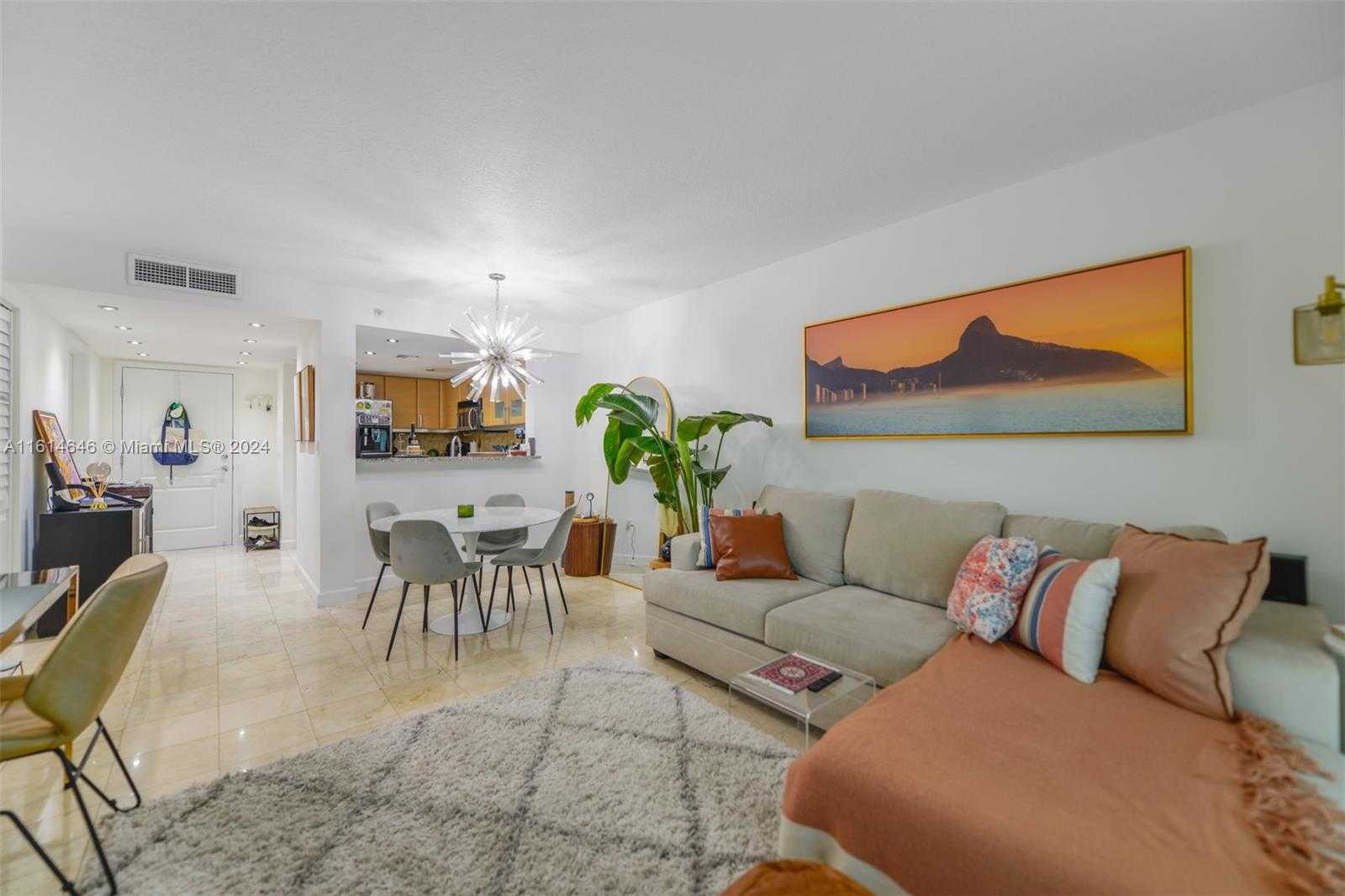Small Image of 2101 BRICKELL AVE #2009, Miami Number 5