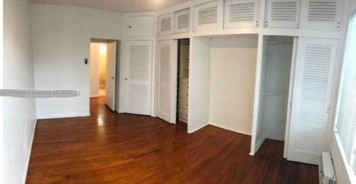 Small Image of 4710 PINE TREE DR #45, Miami Beach Number 5