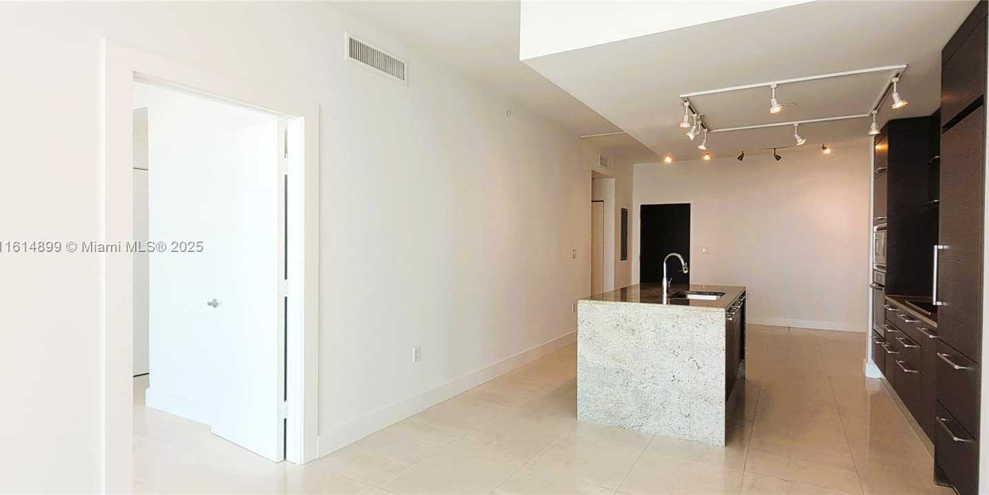 Small Image of 900 BISCAYNE BLVD #2503, Miami Number 40