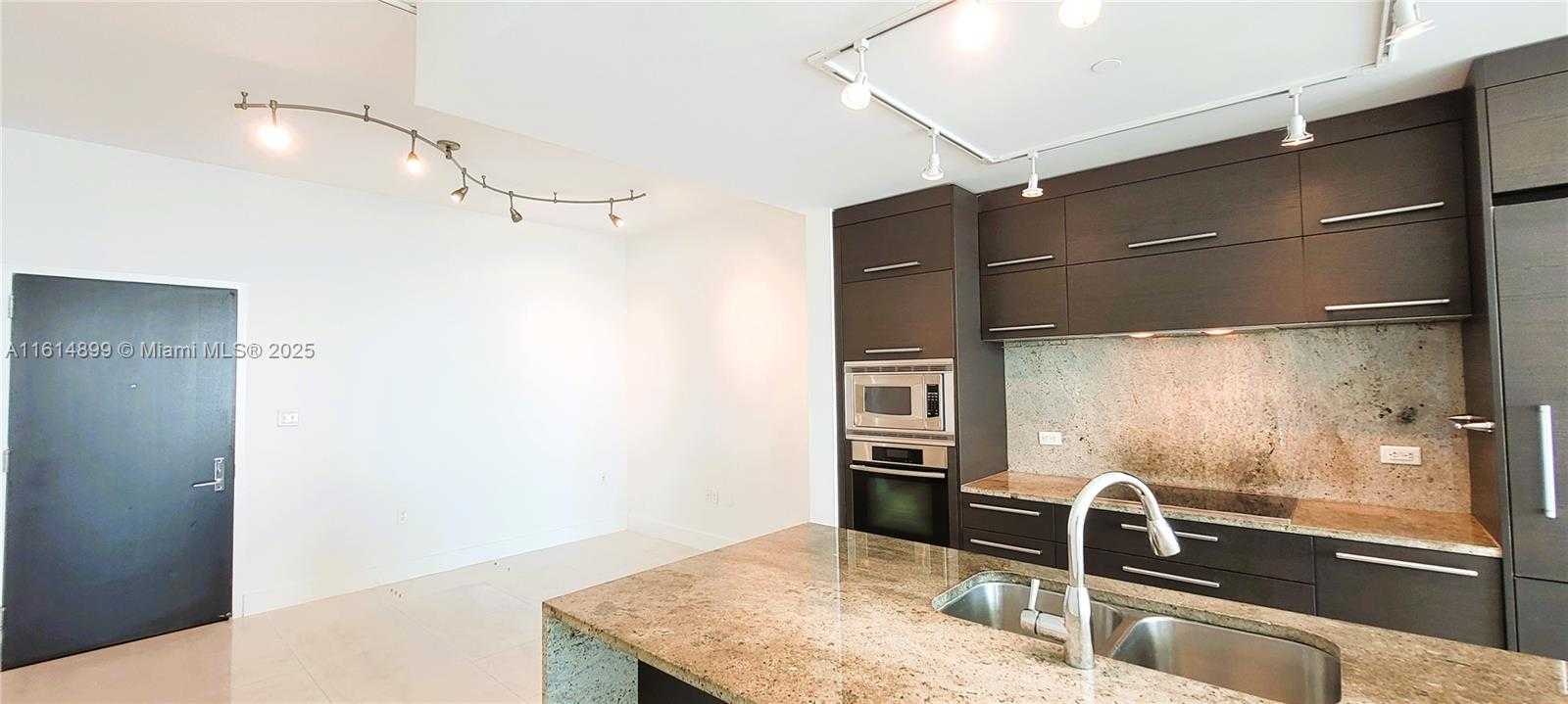 Small Image of 900 BISCAYNE BLVD #2503, Miami Number 42