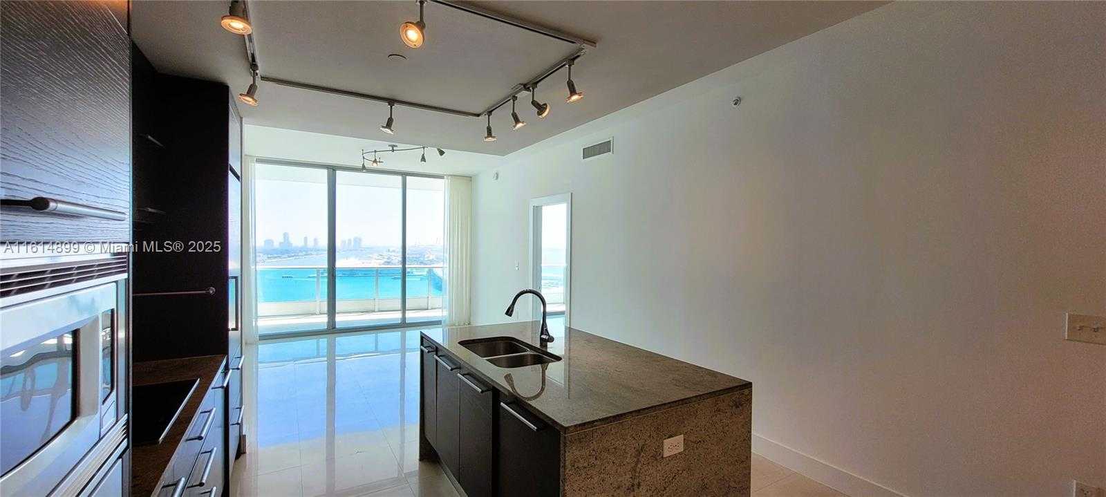 Small Image of 900 BISCAYNE BLVD #2503, Miami Number 54