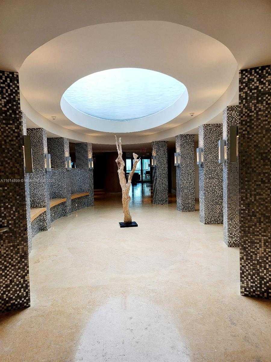 Small Image of 900 BISCAYNE BLVD #2503, Miami Number 55