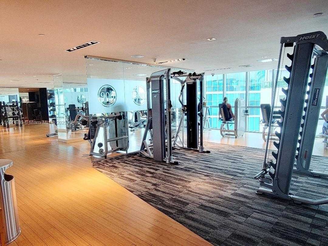 Small Image of 900 BISCAYNE BLVD #2503, Miami Number 59