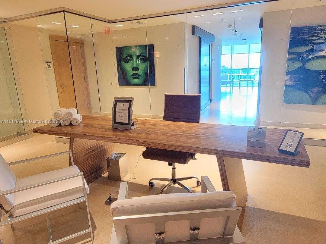 Small Image of 900 BISCAYNE BLVD #2503, Miami Number 61