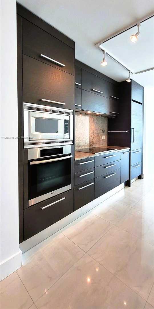 Small Image of 900 BISCAYNE BLVD #2503, Miami Number 9
