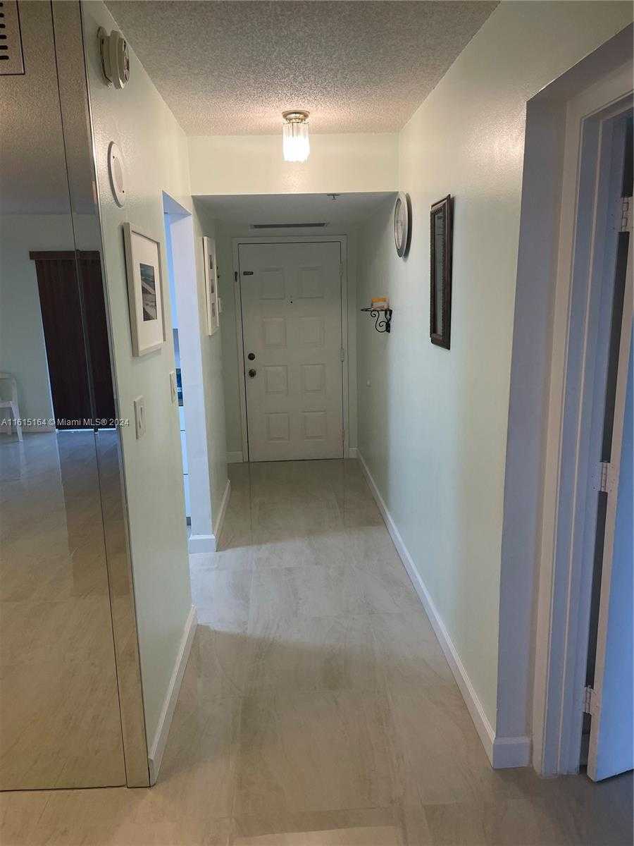 Small Image of 1201 #318S, Hollywood Number 20