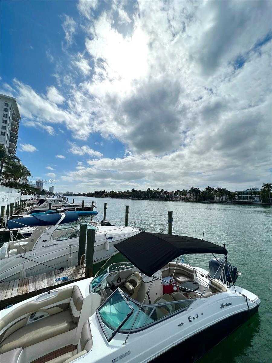Small Image of 5700 COLLINS AVE #16B, Miami Beach Number 26